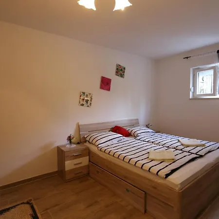 Zinka Apartament *